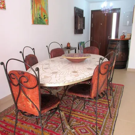 Single In Private House Bed & Breakfast