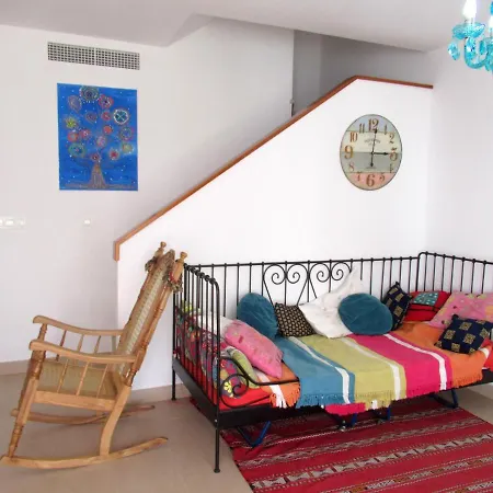Single In Private House Bed & Breakfast *